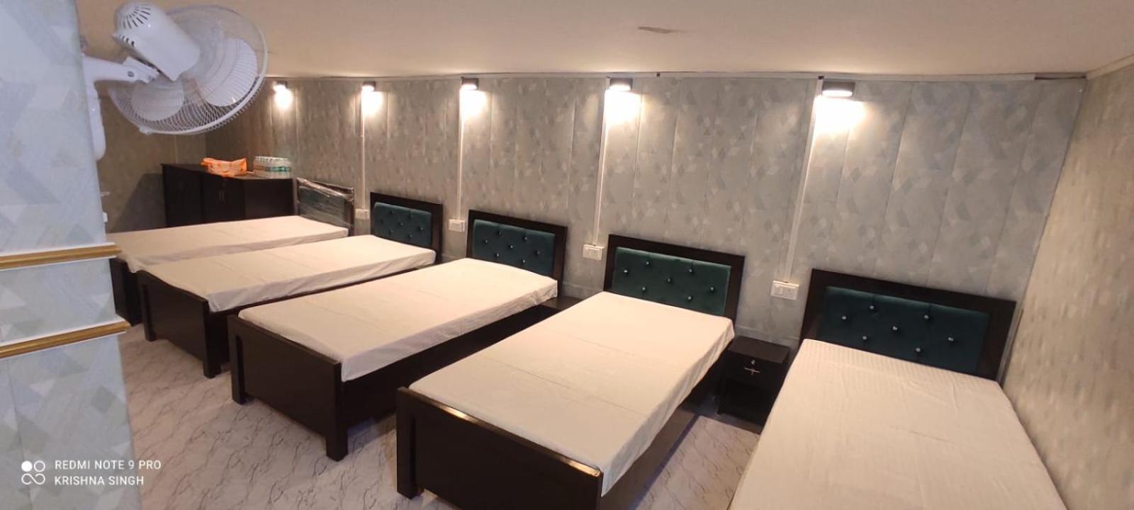 Shree Balaji Luxury Homestay Hostel Varanasi